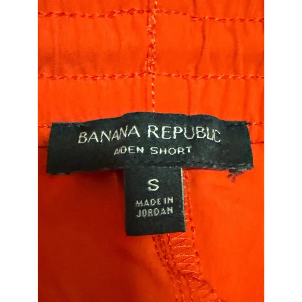 Banana Republic Aiden Men's Red Orange Elastic Waist Zipper Chino Shorts Size S